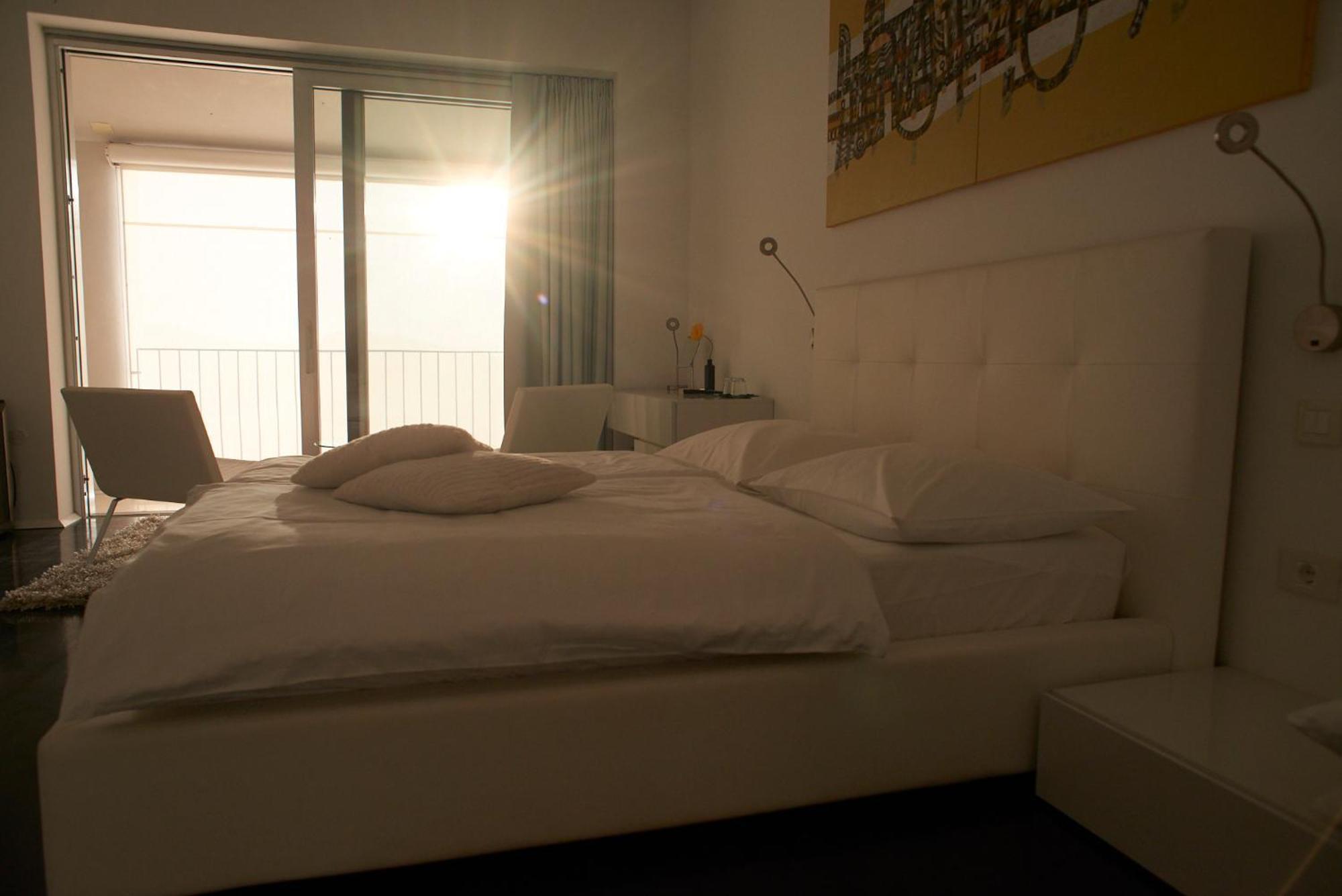 House Iaquin Hotell Dobrovo Eksteriør bilde